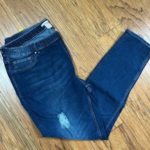 NWT H&M Jeggings Size 22
